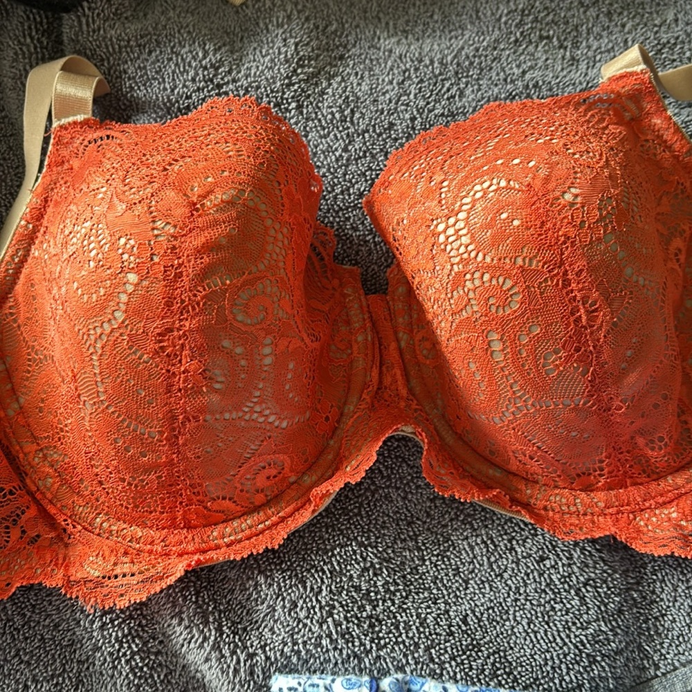 Lace balconette bra